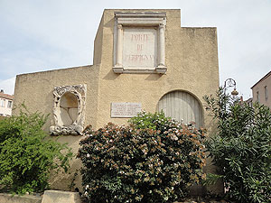 Porte de Perpignan ©2011 Marlane O'Neill.  All rights reserved.
